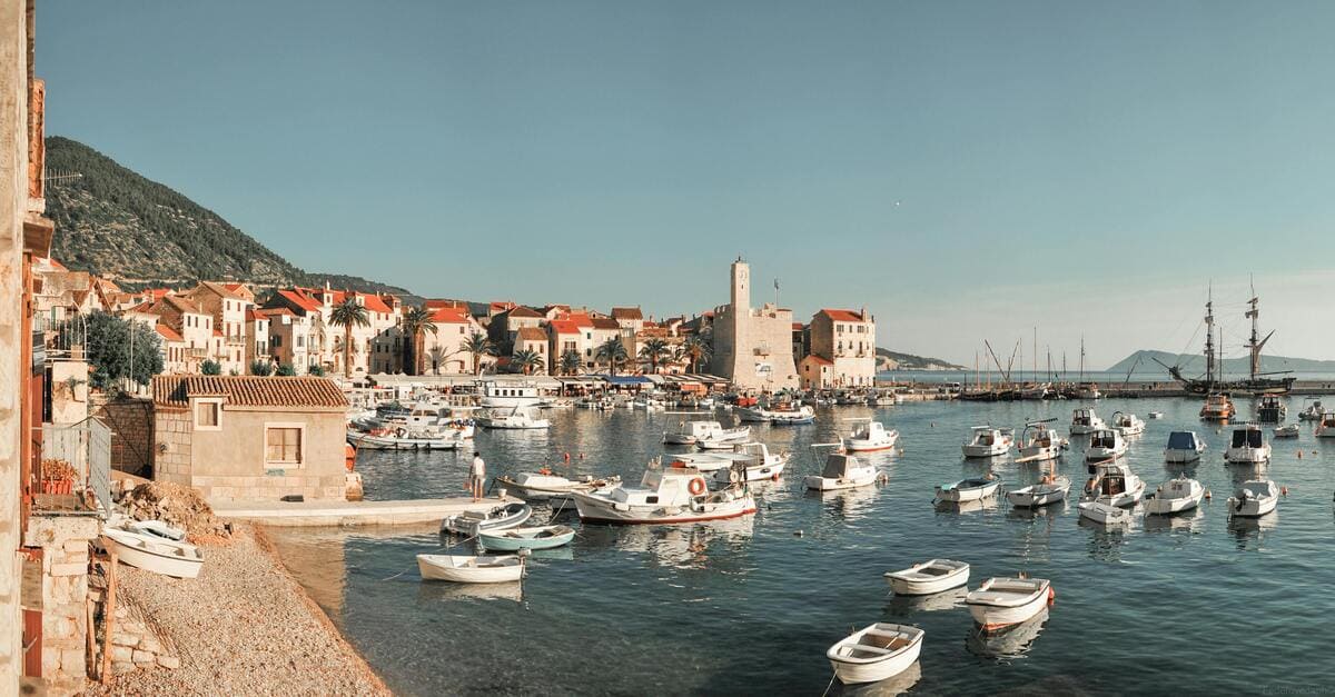Voyage à l'Île de Vis, guide et infos