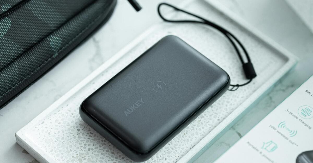 Voyager avec une batterie nomade en avion