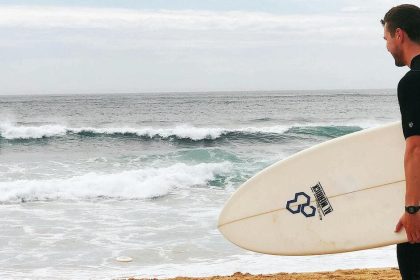 Comment voyager avec une planche de surf ?