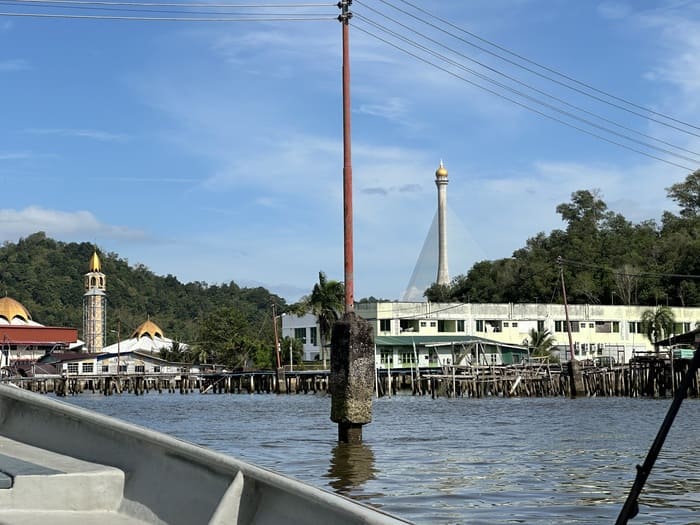 Le village de Kampong Ayer