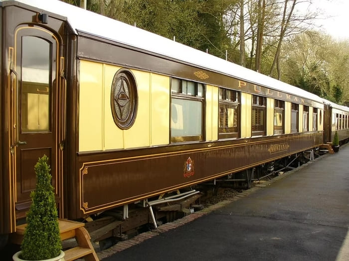wagon Pullman victorien (Petworth, West Sussex)